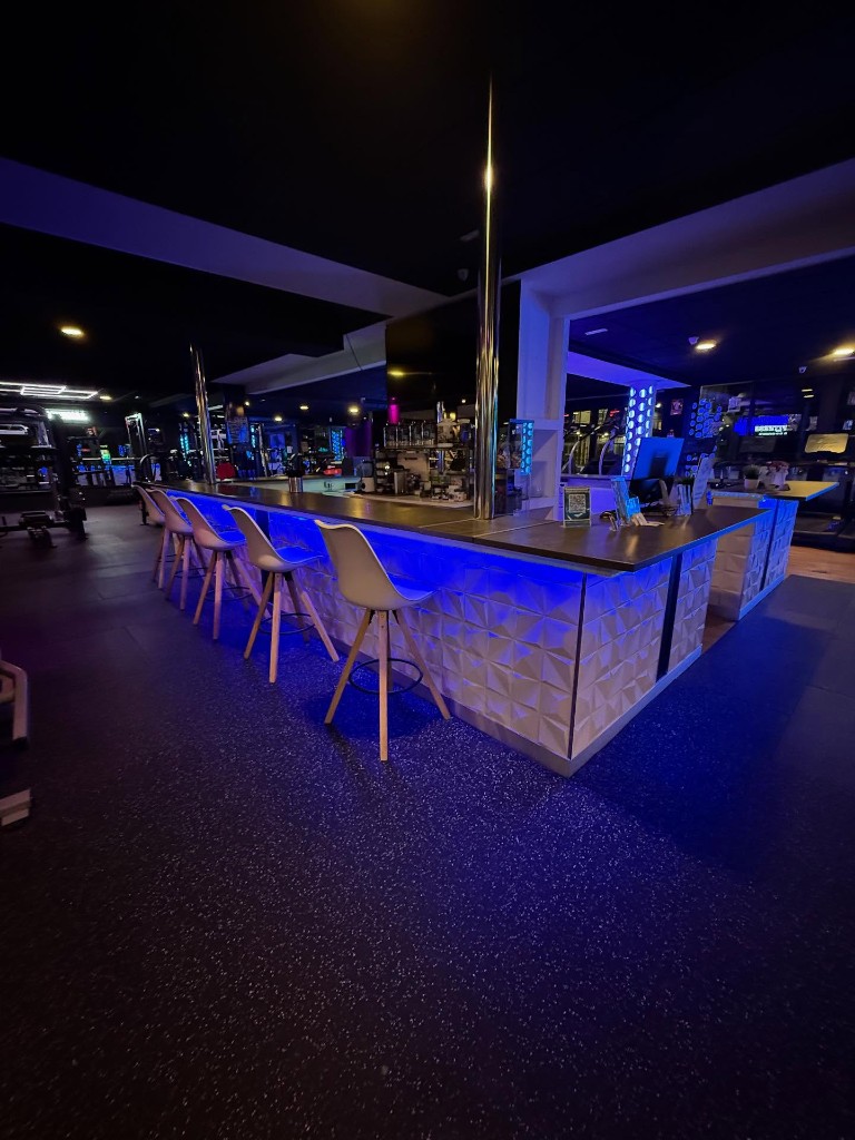 Bar de proteínas en Minimal Fitness Club